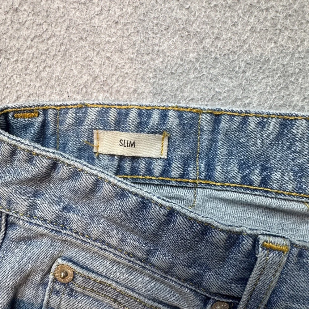 Calvin Klein Jeans Mens 30x32‎ Light Wash Slim White Oak Cone Denim Distressed